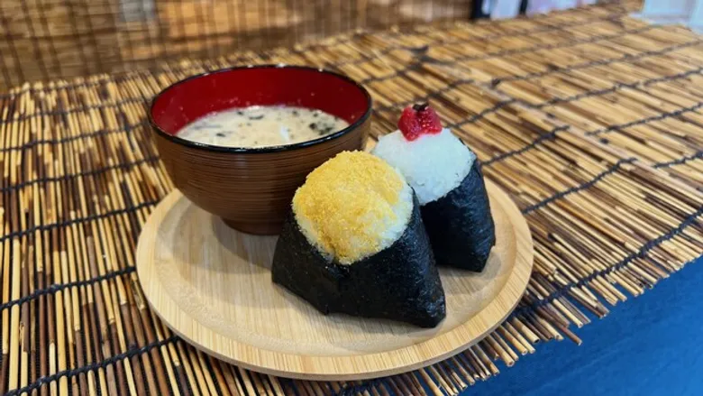 New Sustena Omusubi menu item adds Umamo seaweed, a tasty ingredient from Okinawa